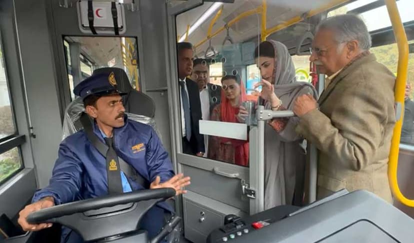 Punjab launches electric vehicle bus service to curb environmental pollution (Courtesy: Radio Pakistan)