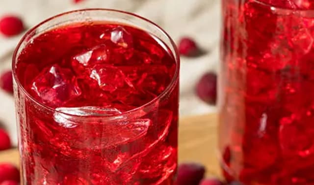 Cranberry juice is rich in antioxidants and vitamins – File