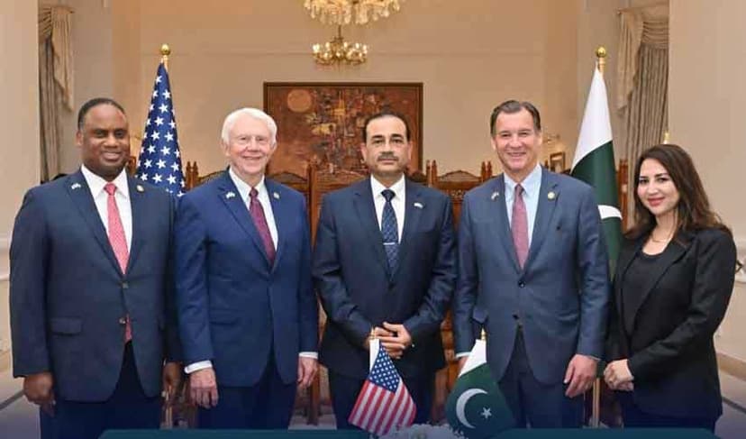 US Congressional delegation meets COAS Gen Asim Munir (Courtesy: Online)