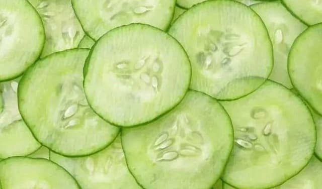 Nutrition expert advises regular cucumber intake during summer (Courtesy: File)