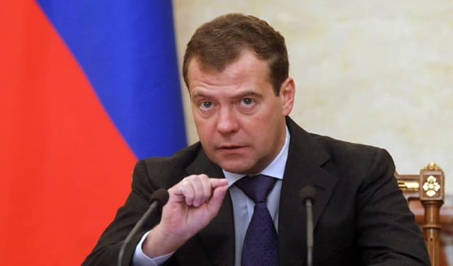 Senior Russian official says Trump has started new war on Iran that will strengthen Khamenei (Courtesy: Online)