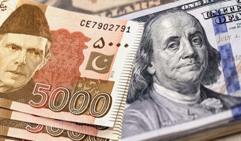 Dollar slips by Rs0.5 to Rs281 in open market (Courtesy: File)