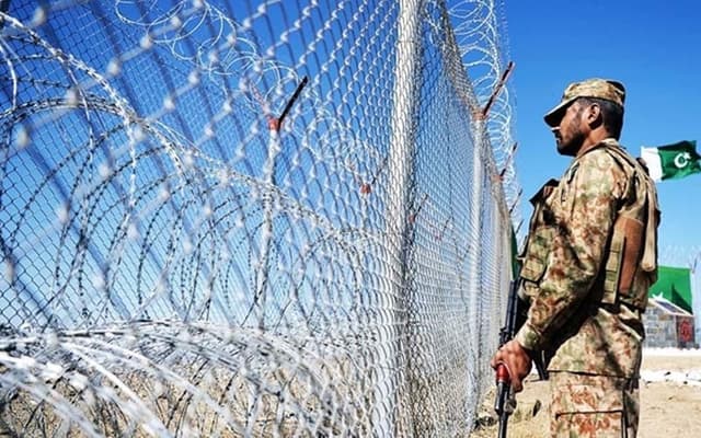 Infiltration from Afghan border thwarted; 25 terrorists killed, 5 soldiers martyred (Courtesy: File)