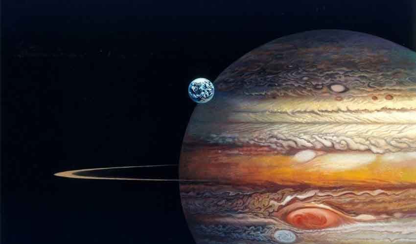 Earth, Jupiter, Sun to align
