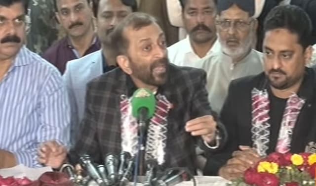 Farooq Sattar assails PPP over Karachi’s water challenge – screengrab