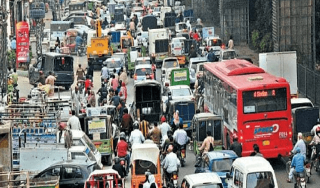 Over 500,000 vehicles expected to enter Lahore during Basant festival (Courtesy: File)