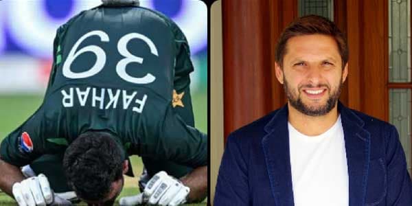 From left to right Fakhar Zaman and Shahid Afridi