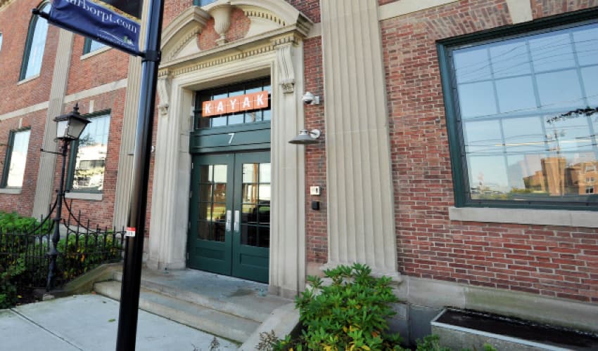Macon-Bibb County Commission approves explosive New Year’s Eve celebration with demolition of old hotel (Courtesy: File)