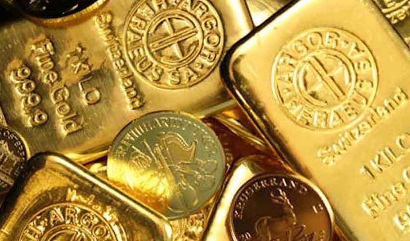 Gold price in Pakistan hits record Rs481,862 per tola amid US-Iran tensions (Courtesy: Online)