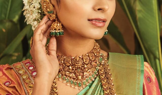 Gold prices per tola Pakistan
