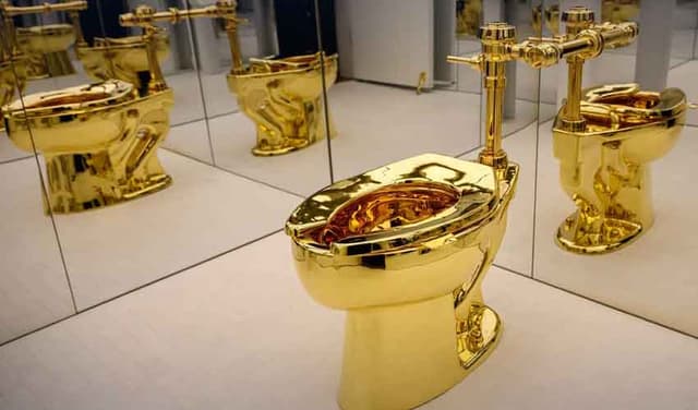 Gold toilet auction