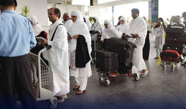 First flight from Islamabad departs with 270 pilgrims to Madinah (Courtesy: File)