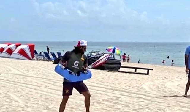 Hasan Ali is seen taking part in recovery session (Photo Courtesy: @iamqadirkhawaja X formerly Twitter)