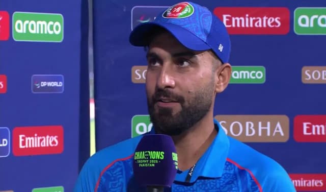 Afghan skipper hails Younis Khan 'legend', vows to learn from him (Courtesy: Online)