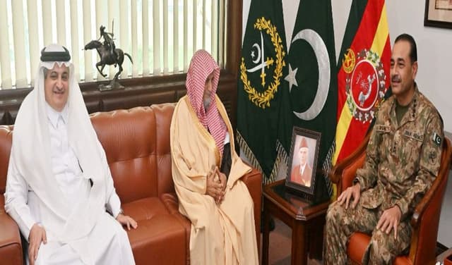 COAS Asim Munir, Imam-e-Kaaba discuss shared values