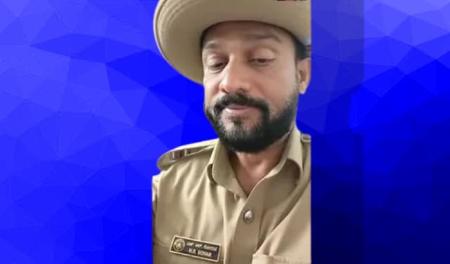 Theft suspect wears constable's uniform to impress wife in India (Courtesy: Online)