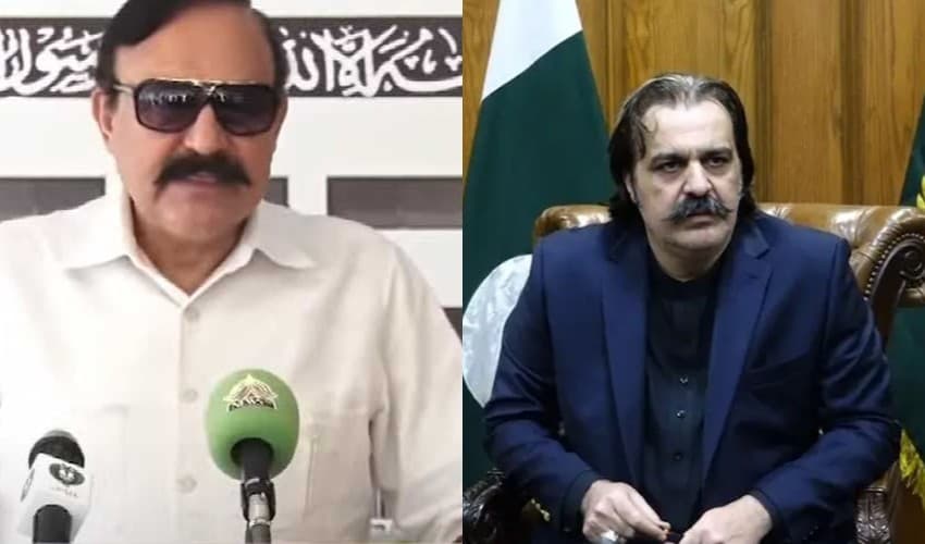 From left to right: Tariq Fazal Chaudhry and Ali Amin Gandapur – Files From left to right: Tariq Fazal Chaudhry and Ali Amin Gandapur – Files