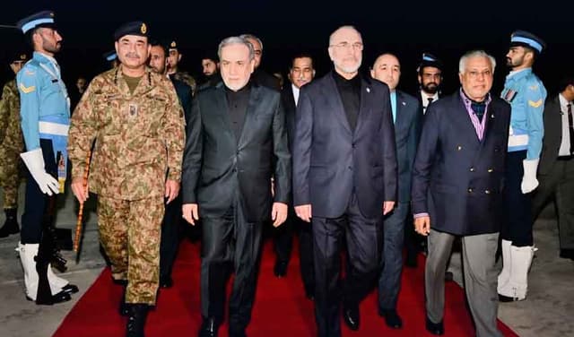 Iranian delegation in Islamabad