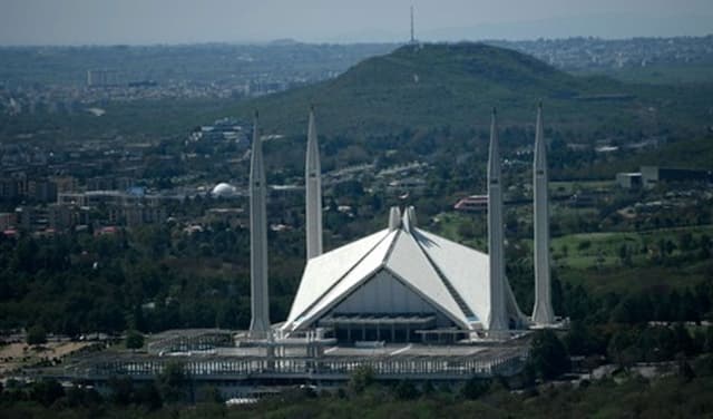 Islamabad admin – File