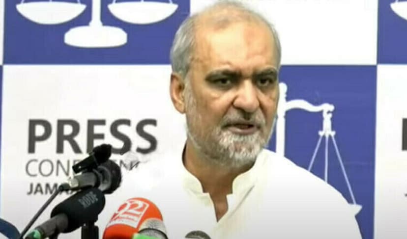 'Reflection of fascism': JI reacts to govt's decision to ban PTI – File