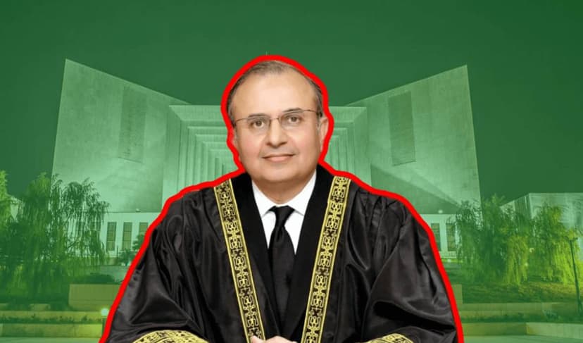 Justice Mansoor Ali Shah sworn in as acting CJP (Courtesy: Online)