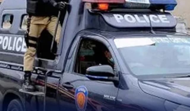 CIA police raid Qadri House in Nazimabad; over dozen held (Courtesy: File)