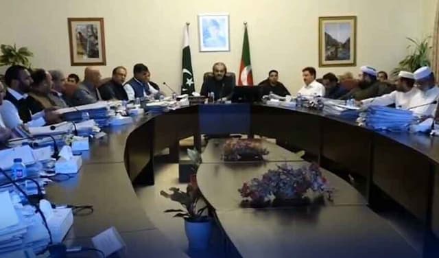 Two KP ministers tender resignations (Courtesy: File)