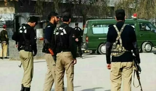 KP police to purchase modern weapons to counter terrorism (Courtesy: Online)