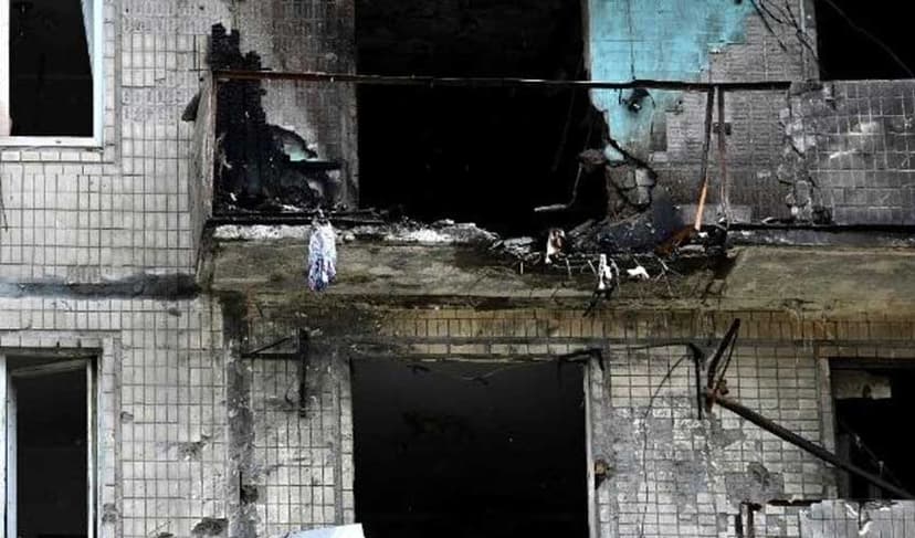 Russia launches year's most concentrated barrage on Ukraine, officials and media say (Courtesy: Online)
