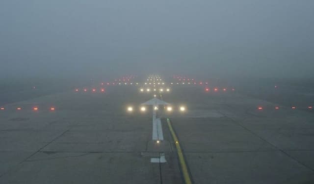 Lahore Airport fog