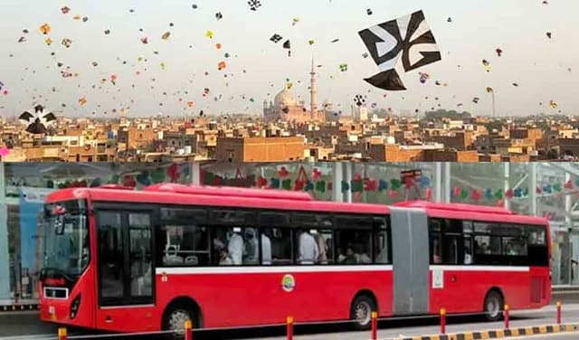 Lahore admin issues strict safety code for Basant kite-flying festival (Courtesy: Online)