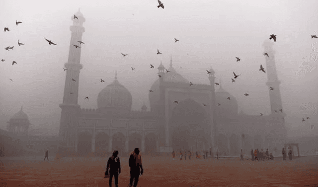 Crackdown on smoke-emitting vehicles