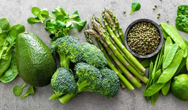 Dark leafy greens recommended for brain health (Courtesy: Online)