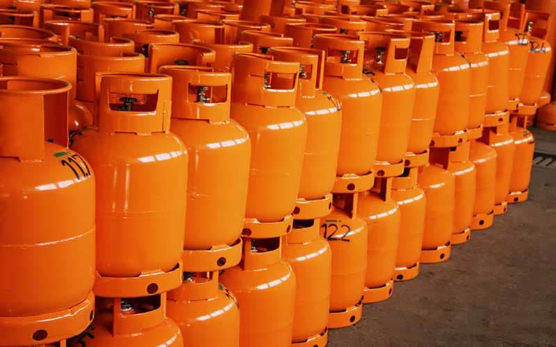 Ogra increases imported LNG price by $0.06 per mmBtu for Feb (Courtesy: File)