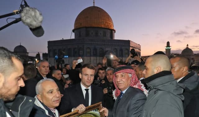 MecronMacron yells at Israeli security to leave French church during Jerusalem visit | The Times of Israel