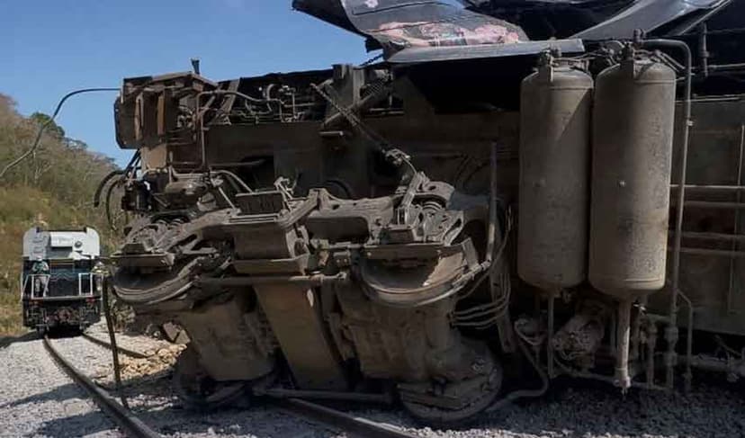 Mexico train derailment