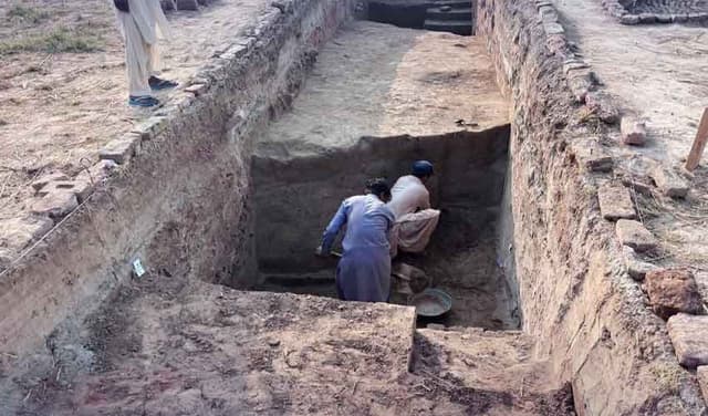 Mohenjodaro ancient wall