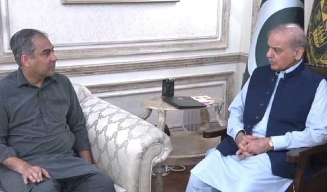 Naqvi briefs PM Shehbaz on security arrangements for Youm-e-Ashur (Courtesy: File)