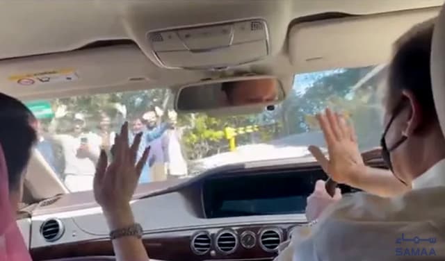 Nawaz Sharif driving car