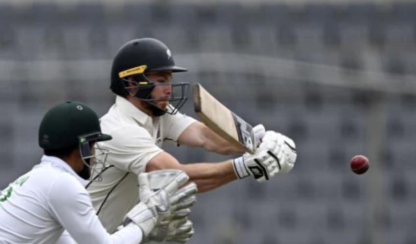 Phillips' 87 shifts momentum in Dhaka Test – AFP Phillips' 87 shifts momentum in Dhaka Test – AFP