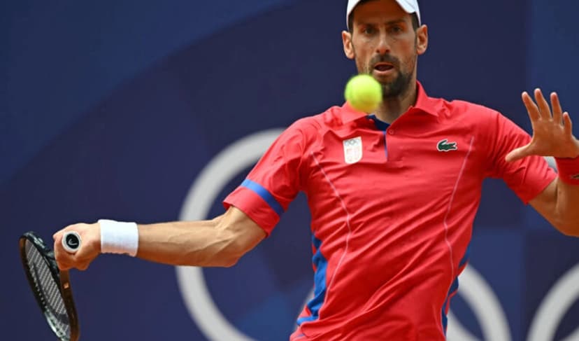 Djokovic survives leg injury, heat exhaustion to beat Munar in Shanghai (Courtesy: Online)