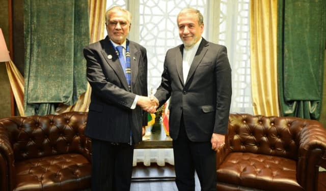 Pakistan and Iran FMs