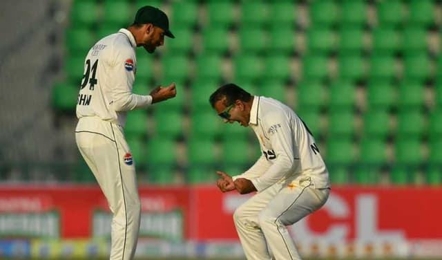 Pakistan in strong position as they search for first test success (Courtesy: Online)