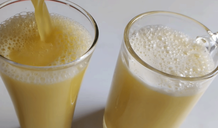 Pineapple juice eases digestion; relieves bowel discomfort (Courtesy: File) Pineapple juice eases digestion; relieves bowel discomfort (Courtesy: File)
