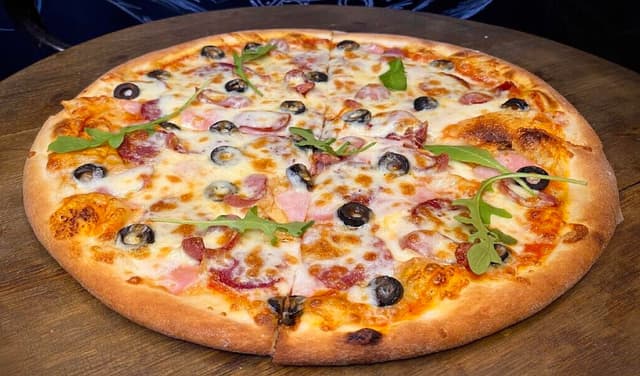 German pizzeria caught delivering cocaine with pizza orders (Courtesy: Online)