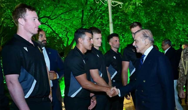 PM Shehbaz hosts South Africa and Pakistan teams for dinner (Courtesy: Online)