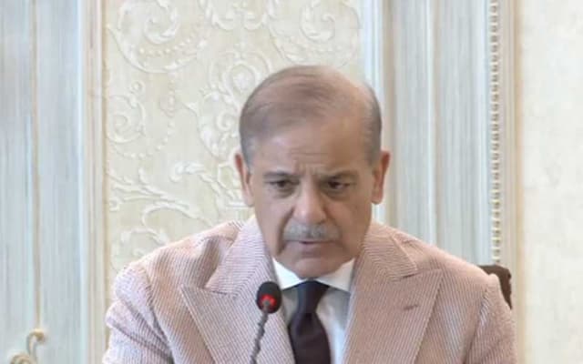 PM orders completion of 100MW solar project in Gilgit-Baltistan within year