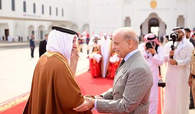 Manama talks centre on Pakistan–Bahrain economic and defence ties (Courtesy: Radio Pakistan)