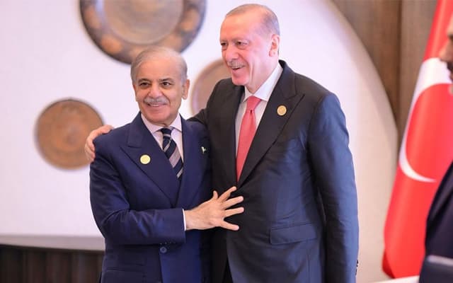 Shehbaz, Erdogan resolve to further bolster bilateral ties (Courtesy: Online)