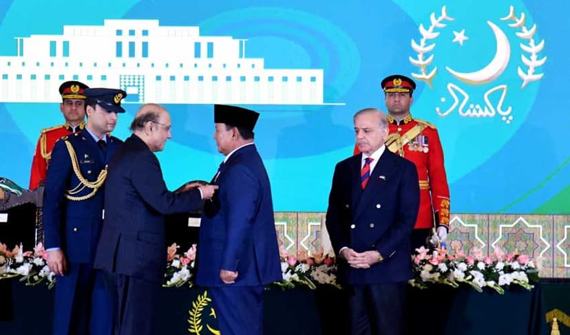 Indonesian president receives Nishan-e-Pakistan (Courtesy: File)